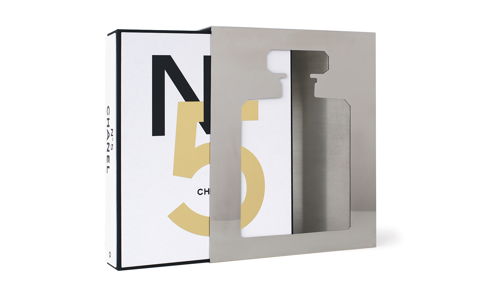 CHANEL-NUMERO-5-OLIVIER-ANDREOTTI-TOLUCA-STUDIO-02-1.jpg